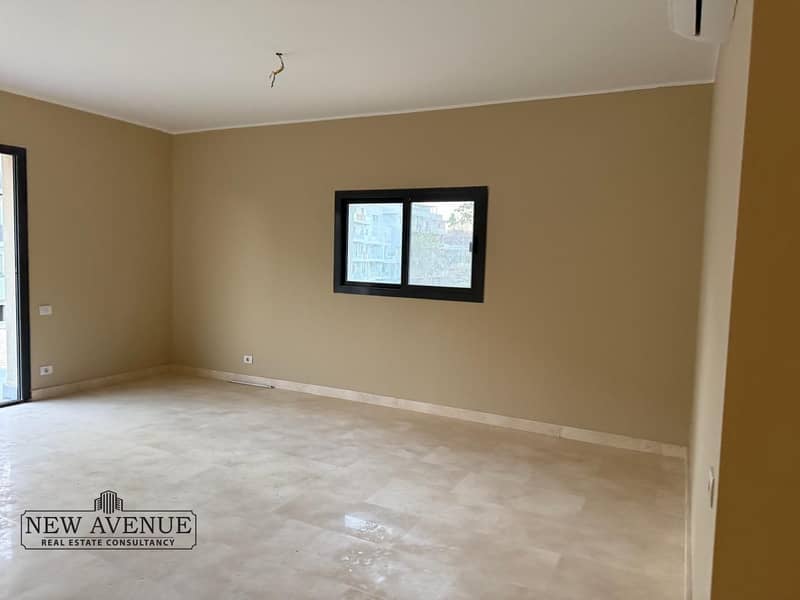 4 WhatsApp Image 2025-10-27 at 9.50. 13 AM (1). jpeg