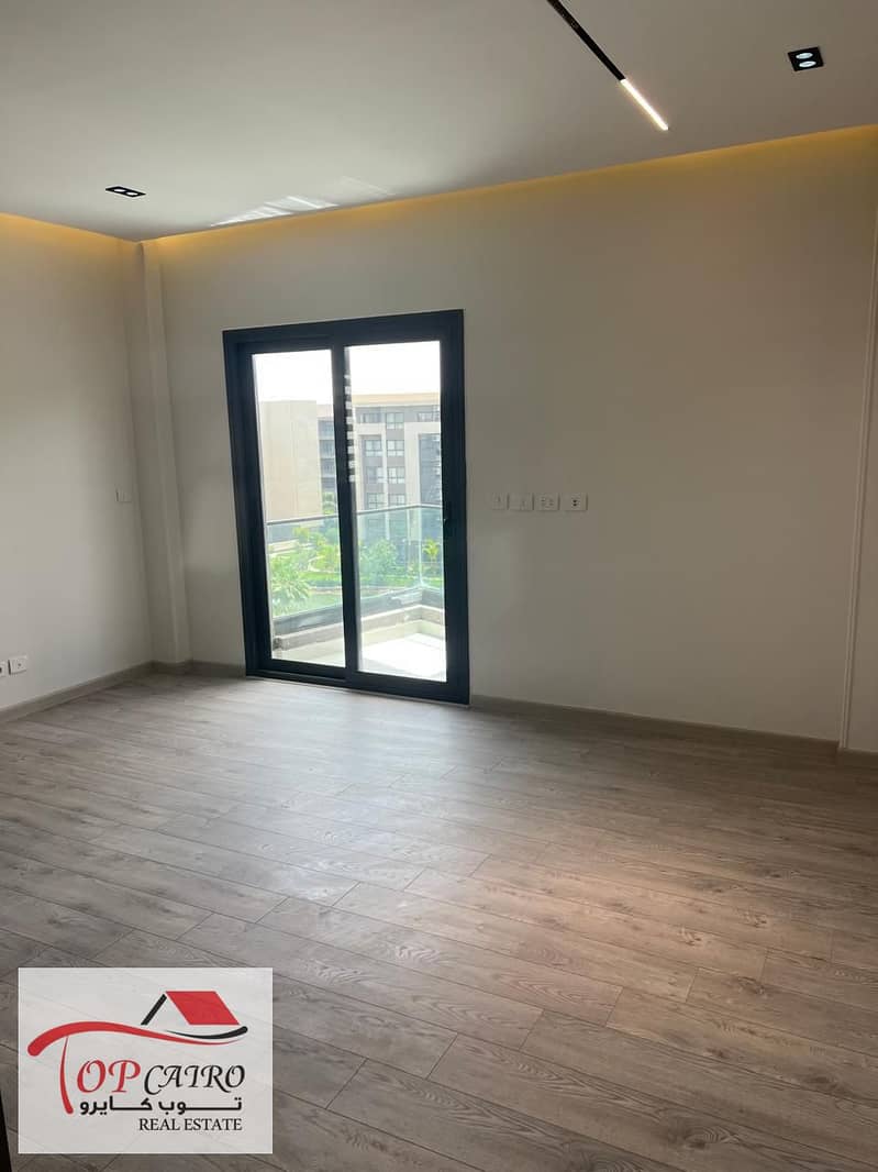 7 WhatsApp Image 2025-10-27 at 4.27. 46 PM. jpeg