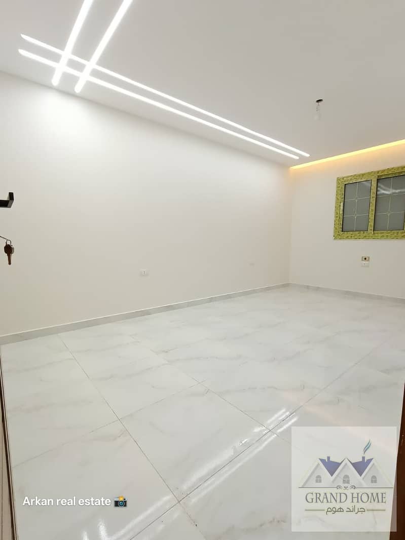 16 WhatsApp Image 2025-10-27 at 3.15. 00 PM. jpeg