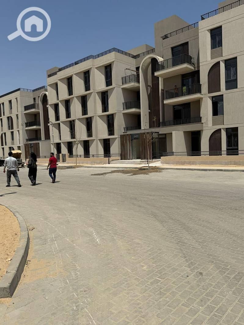 5 98e3b6c3-1e02-4ccd-821a-a99c3384f92d. jpeg