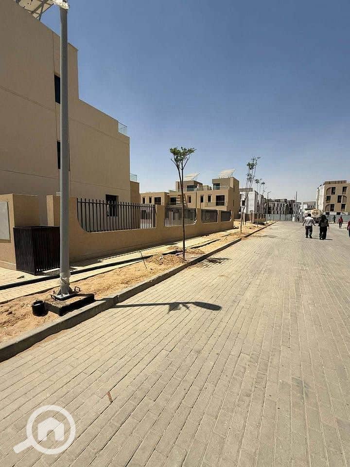 10 567742654_1055558506545621_8305063275821809990_n. jpg