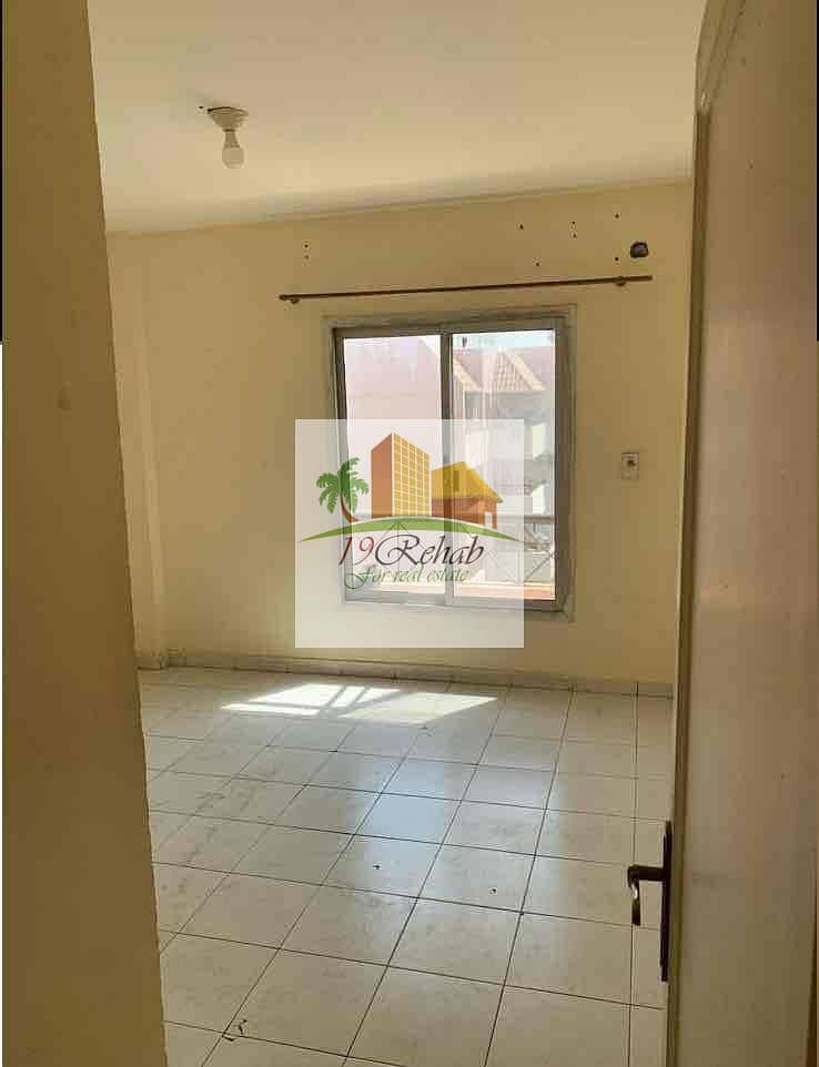 8 ade07567-6baa-4a47-a615-cd81c1cb1ea4. jpg