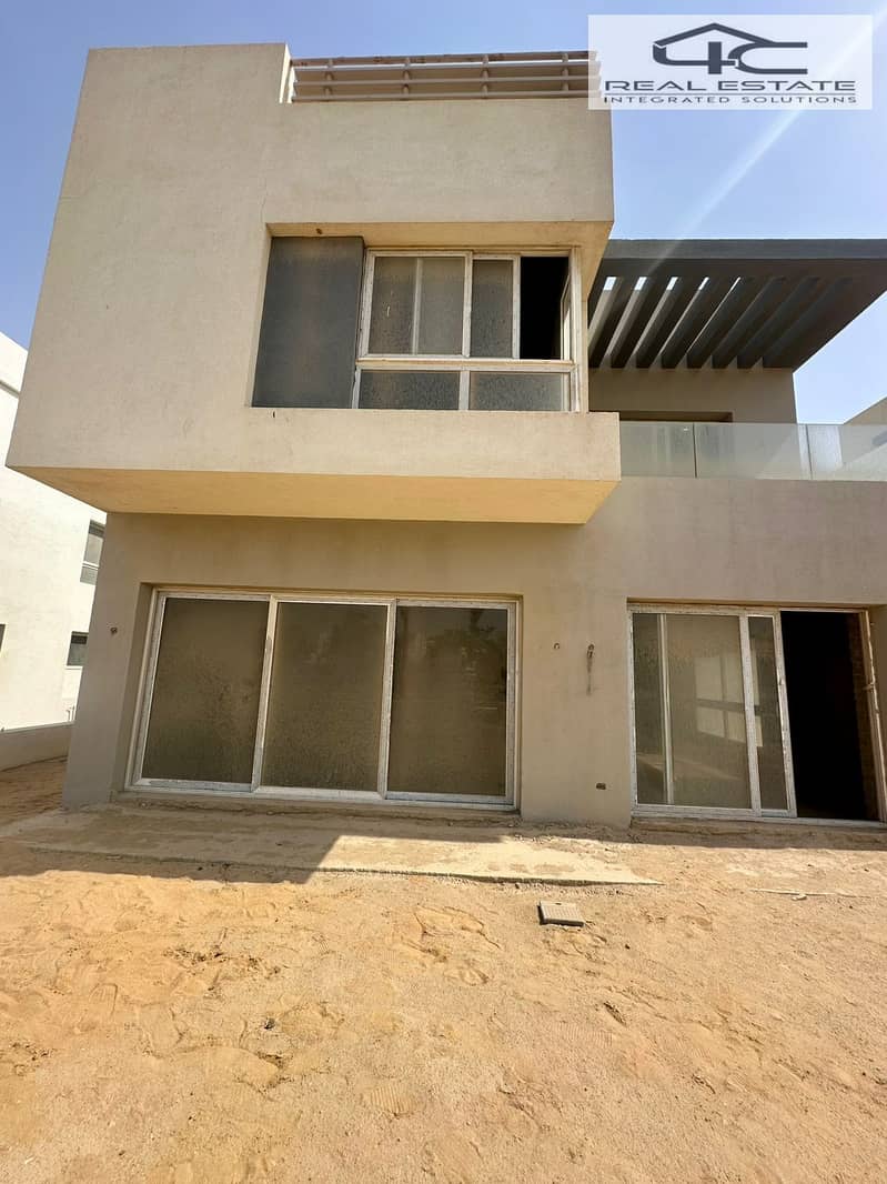 5 WhatsApp Image 2025-10-22 at 03.28. 33. jpeg