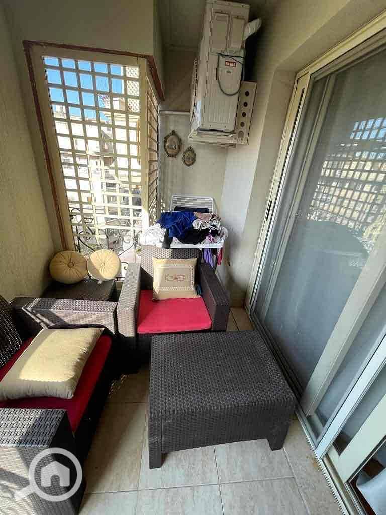 4 c203f502-3b64-479d-a4a6-98486c4c986c. jpg