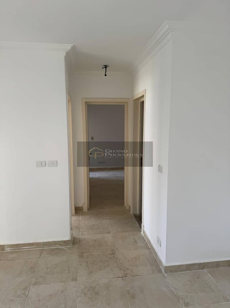 3 b9c928a2-b299-4874-904d-5cd14964bf30. jpg