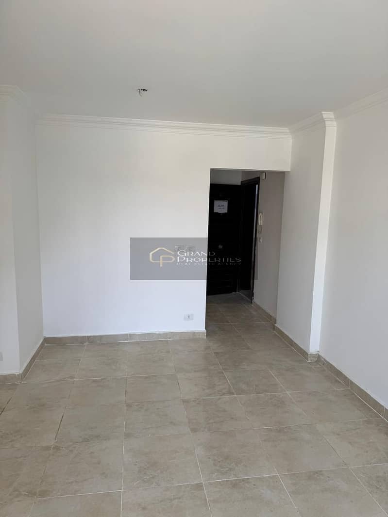 4 e42a1219-f982-4239-ac28-2ac7fa8cc8f4. jpg