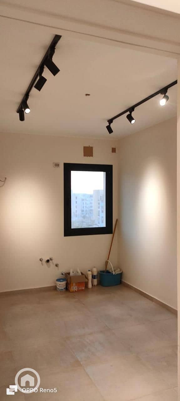 10 WhatsApp Image 2025-10-27 at 4.01. 50 PM. jpeg