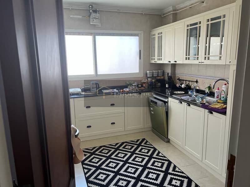 5 d4885091-9bf5-4d52-aa16-f4d42eb663db. jpg