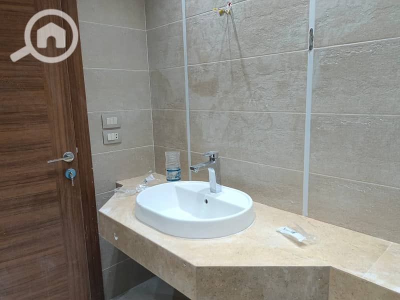 9 WhatsApp Image 2025-10-21 at 1.04. 14 PM (1). jpeg