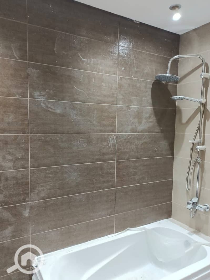 10 WhatsApp Image 2025-10-21 at 1.04. 17 PM. jpeg