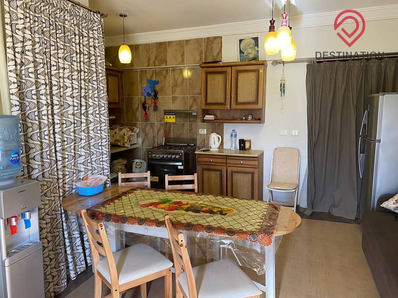 14 c203e553-0b75-4bcc-9065-cfbe439e2672. jpg