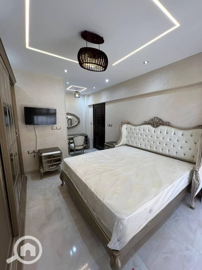 12 1acc0fb6-158b-4cf7-94e7-e9dfb9300787. jpg