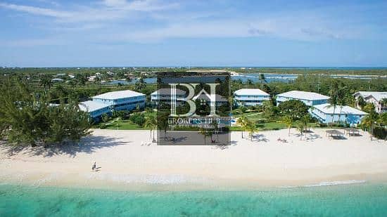 5 right-on-the-beach. jpg