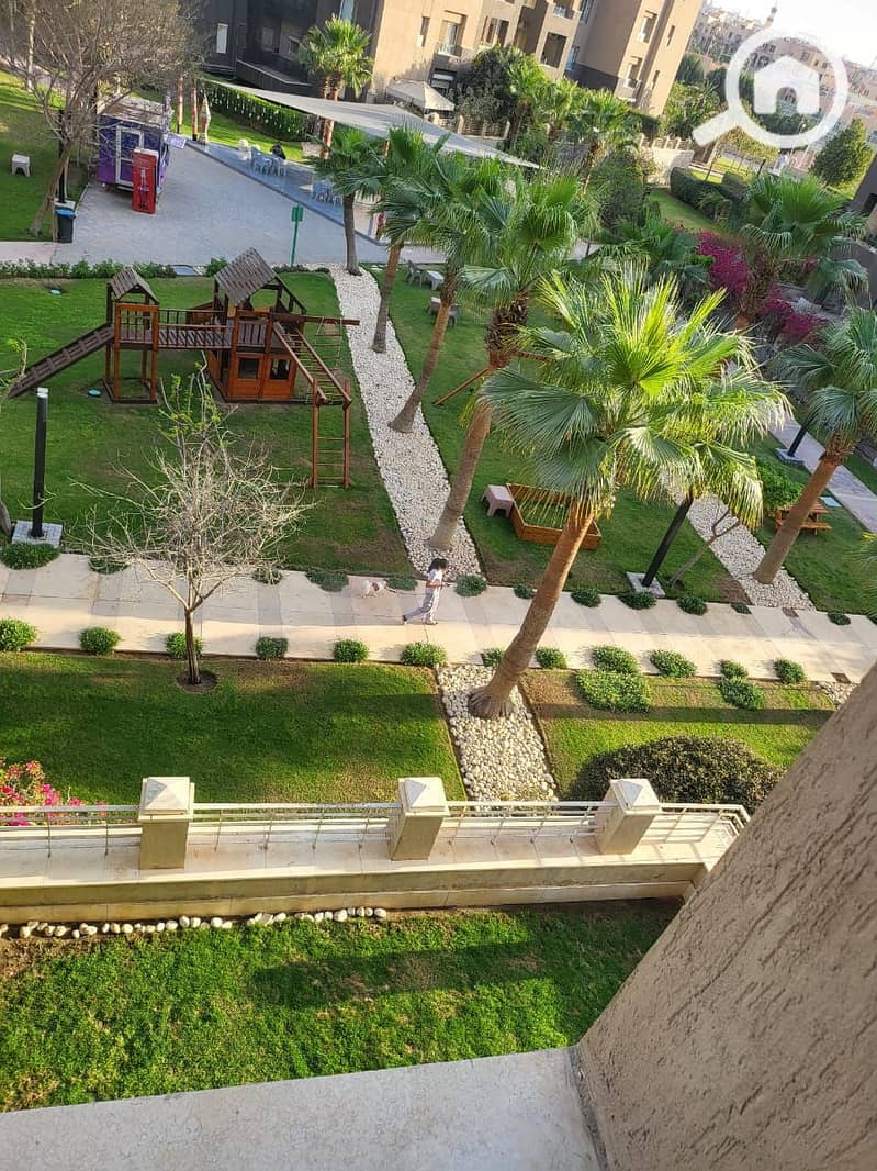 6 5377d60a-f74b-4a7d-9381-b149d77d1584. jpg