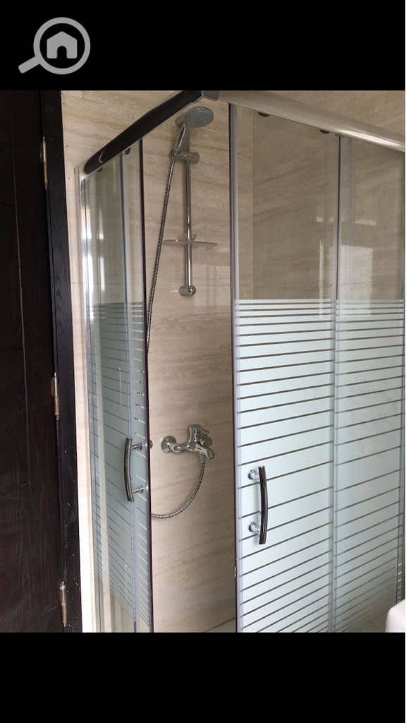 7 9d46fd04-acfc-459f-82ad-b6941c7fb7bd. jpg