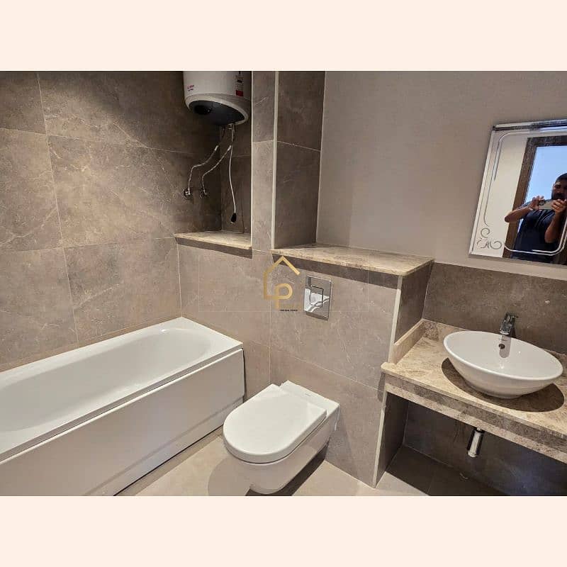 5 WhatsApp Image 2025-09-29 at 4.01. 02 PM (2). jpg