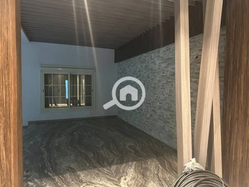 11 560678333_1450800963715142_2901310405854989264_n (1). jpg