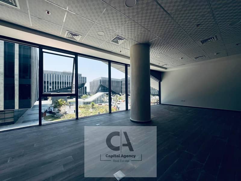 3 WhatsApp Image 2025-10-12 at 17.47. 27_fd56750f. jpg