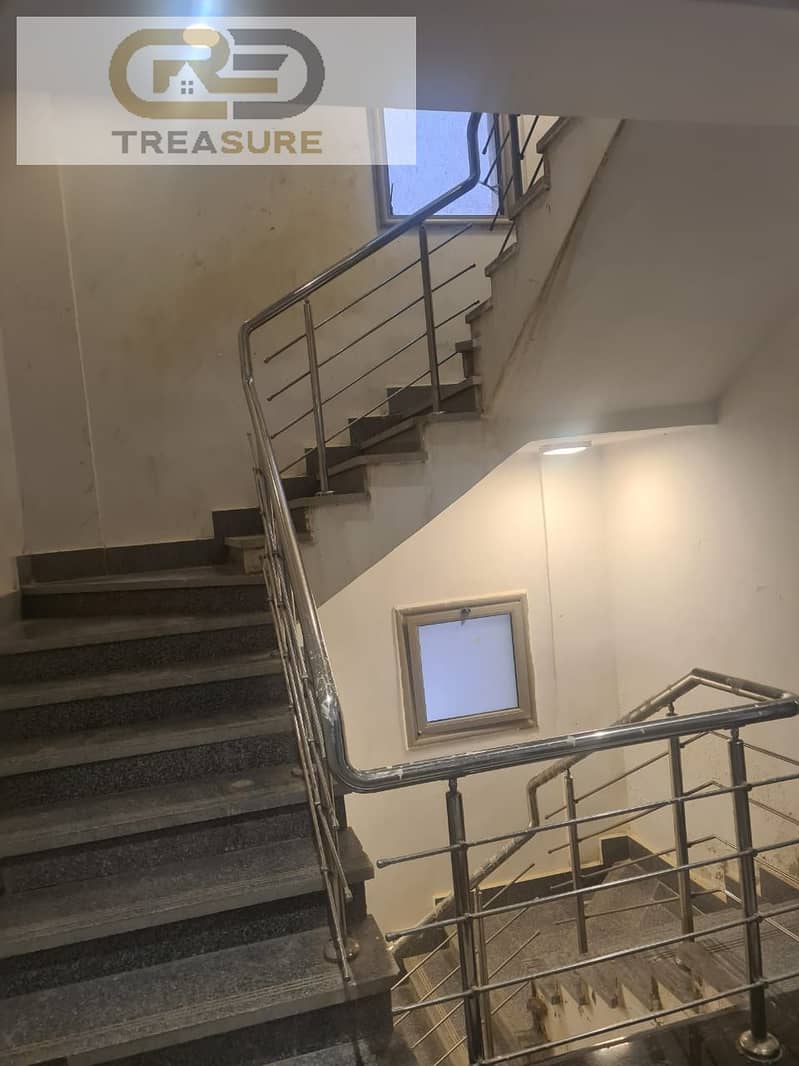 5 WhatsApp Image 2025-10-27 at 5.25. 38 PM (2). jpeg