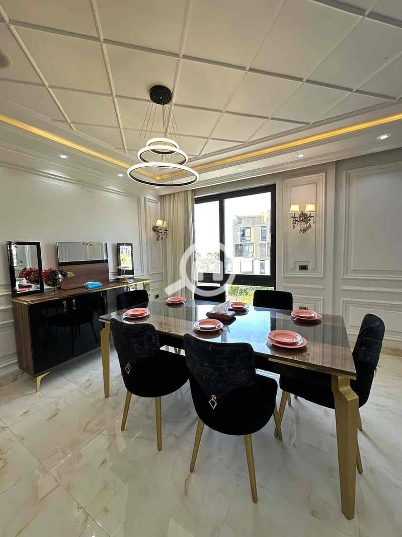 10 ae7e7e81-f83f-48c8-b22d-ba308f2a8282. jpg