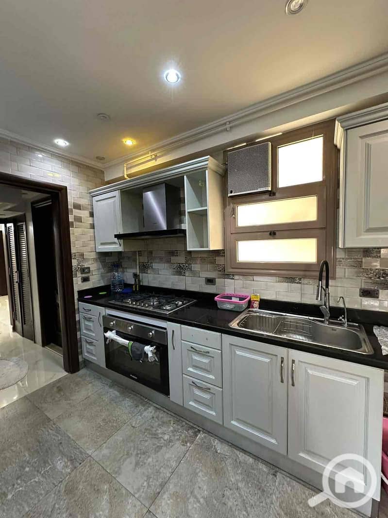 14 ddfb5142-9f0b-4010-ae67-c2ece61ebce1. jpg