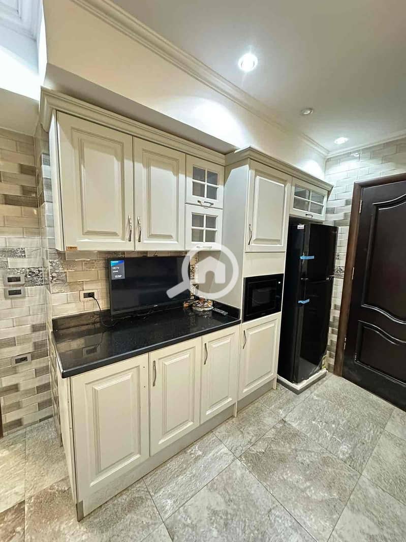 18 cdf0662e-9049-4593-9a58-912a9064f978. jpg