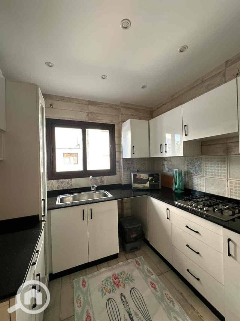 6 b9a27c08-5cc5-4b97-8db6-e9c659a9b55b. jpg