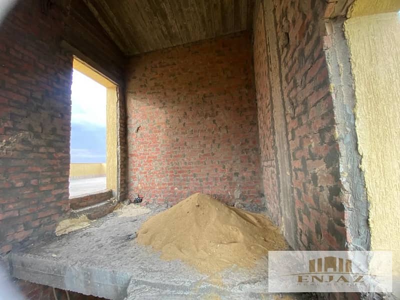 8 3872ab49-0144-4d80-bc00-a68bdda6c035. jpg