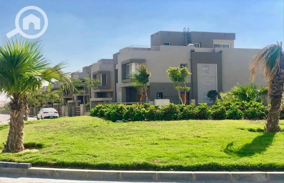 9 5573329-cef73o_1400x900. jpg