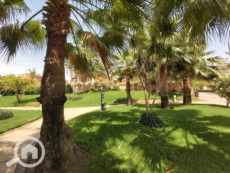 12 WhatsApp Image 2025-10-27 at 17.21. 46_1c6e0cc3. jpg