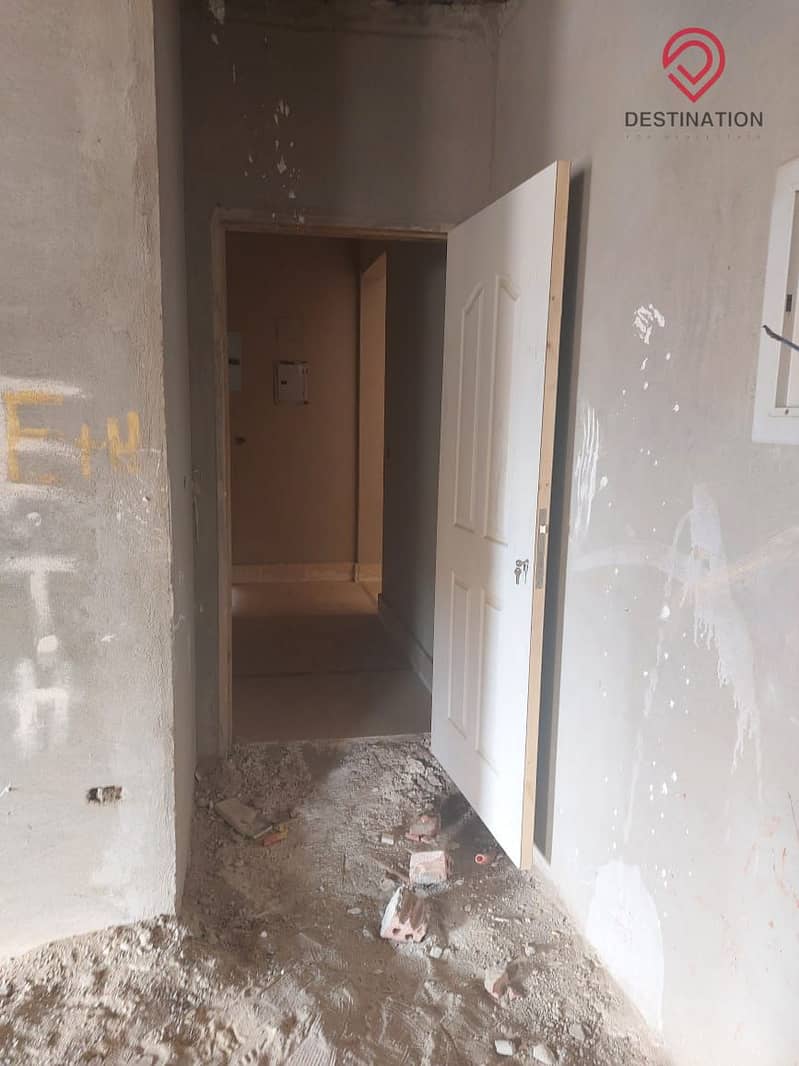 16 b4903043-ce74-471f-bc2b-54438d077bcb. jpg