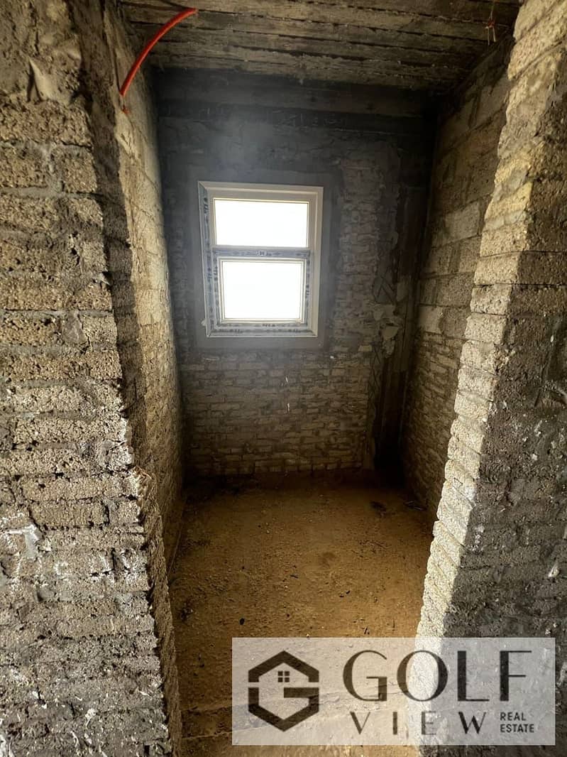 6 WhatsApp Image 2025-10-27 at 17.33. 10_91c517c1. jpg