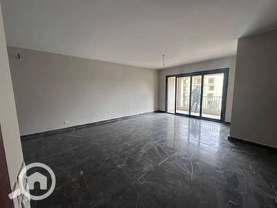 3 Bedroom Flat for Sale in 6th of October, Giza - imugyfytcyu. jpg 3 Bedroom Flat for Sale in 6th of October, Giza - imugyfytcyu. jpg