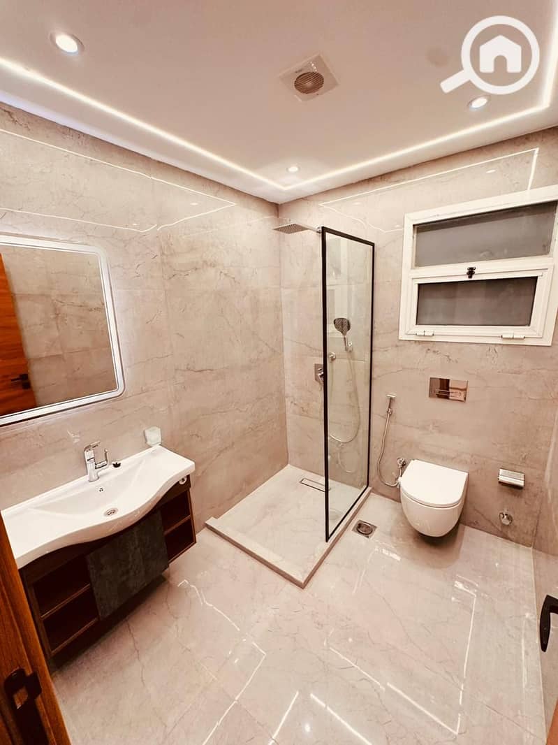 6 WhatsApp Image 2025-10-27 at 1.26. 08 PM (1). jpeg