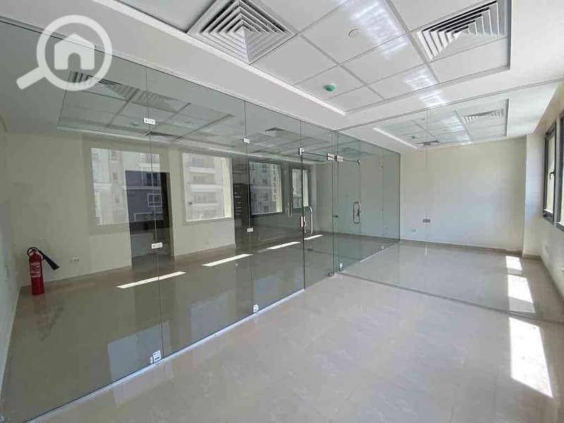 2 bb465ebb-2173-44b7-b7c3-c2efea575fb3. jpg