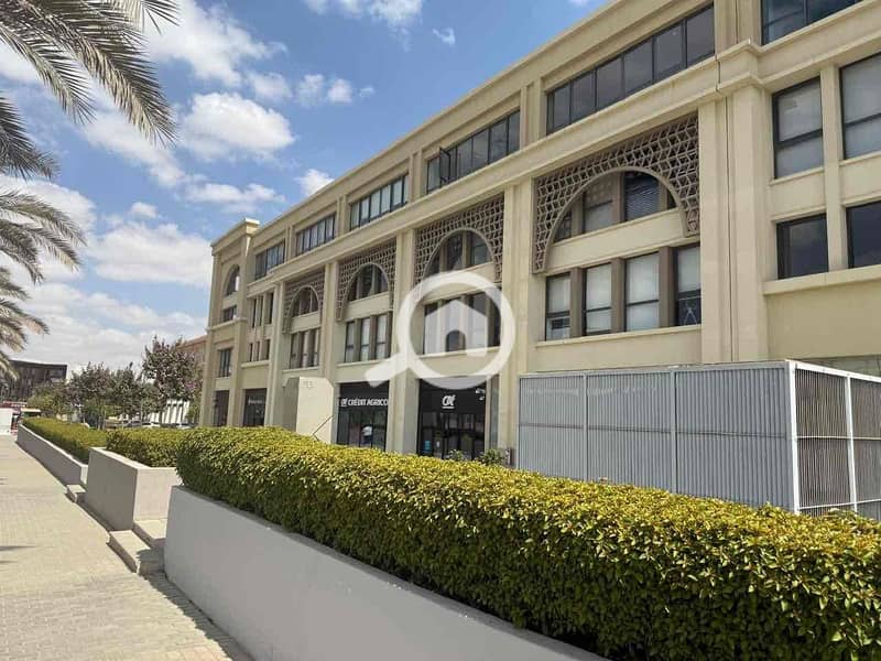 10 91d58560-0afa-4ea7-8c0e-abc5b5e74288. jpg