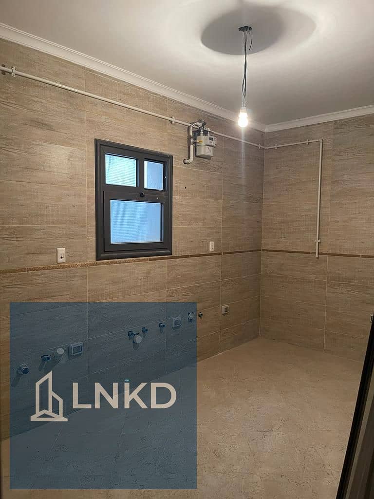 6 WhatsApp Image 2025-10-27 at 17.40. 43. jpeg