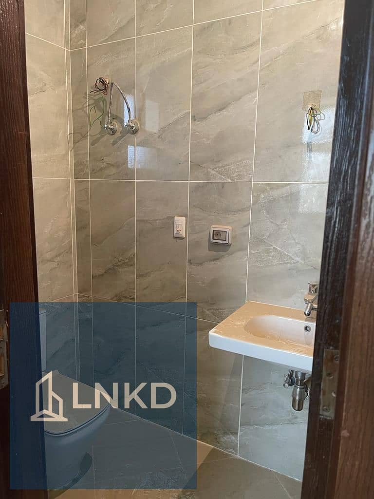 9 WhatsApp Image 2025-10-27 at 17.40. 45 (5). jpeg