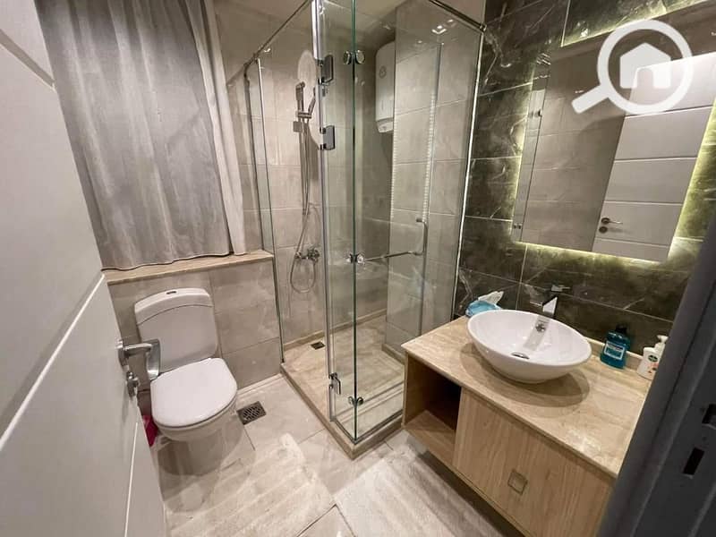 8 photo_5902249195123887244_y. jpg