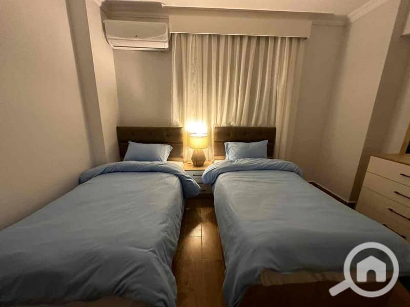 11 645b1c56-bd8e-4863-aaf2-b8f5dee57f3a. jpg