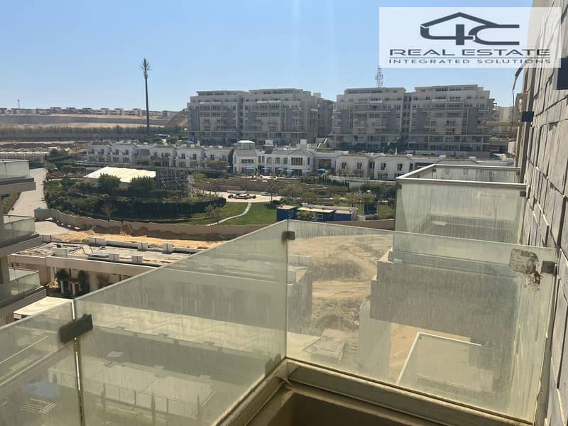 4 WhatsApp Image 2025-10-25 at 08.30. 06. jpeg