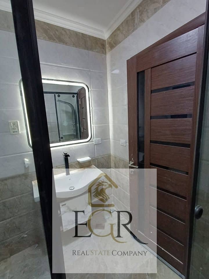 14 573845368_2134453143754170_7041443206575142321_n. jpg