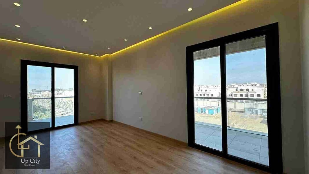 1000067600. jpg 1000067600. jpg