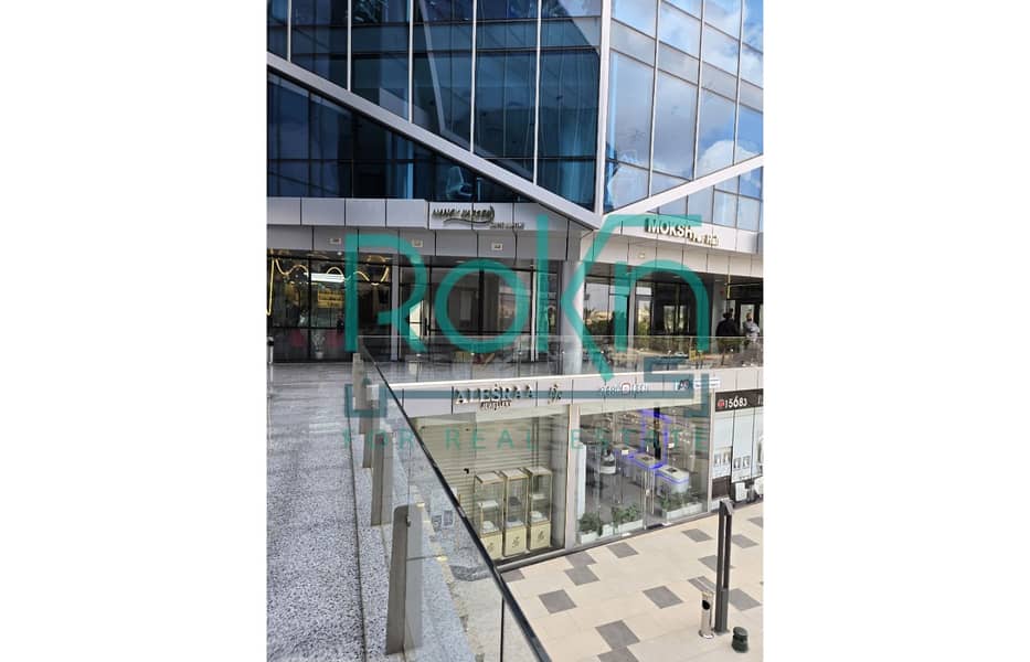 8 2a330ae7-a9ea-4265-9479-79b7669af565. jpg