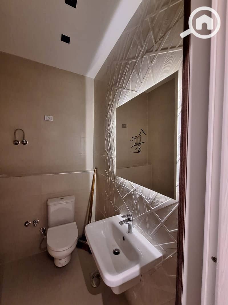 7 WhatsApp Image 2025-09-16 at 13.06. 32 (3). jpeg