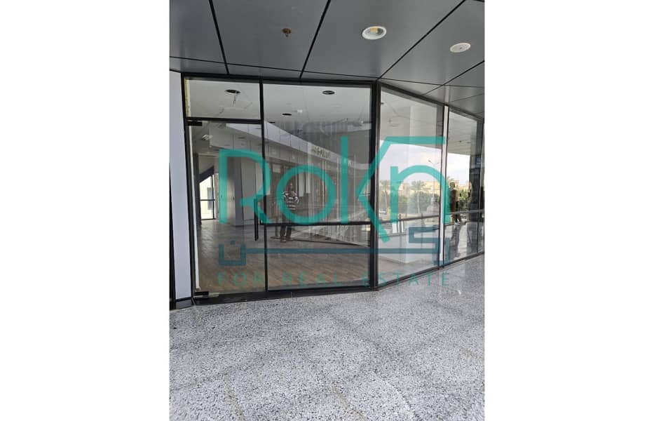 12 fbac47d1-2933-413b-8e3c-b775bf7e5bb0. jpg