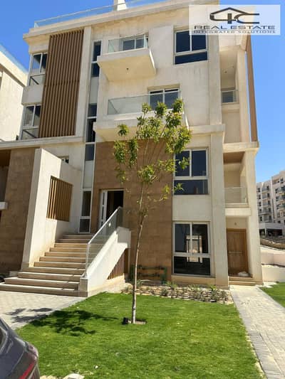 اي فيلا 4 غرف نوم للبيع في القاهرة الجديدة، القاهرة - WhatsApp Image 2025-10-22 at 8.02. 14 AM. jpeg