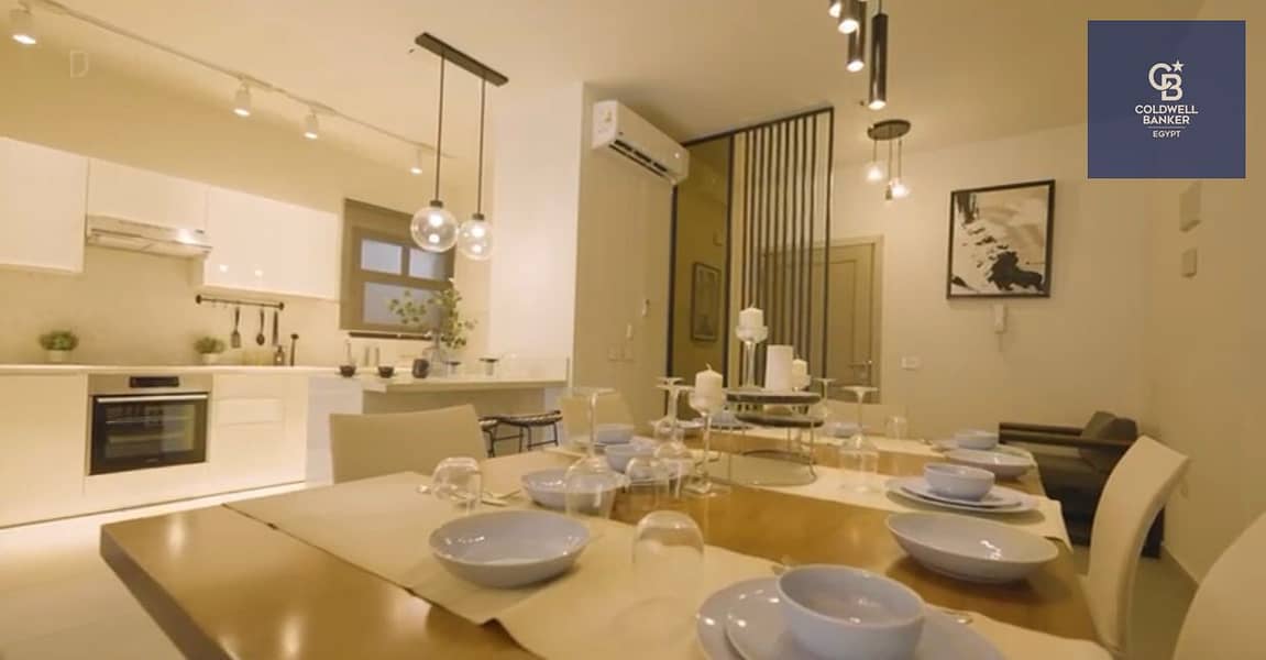 6 2b05ffb0-4090-477a-8bf2-30dcaed44ed0. jpeg