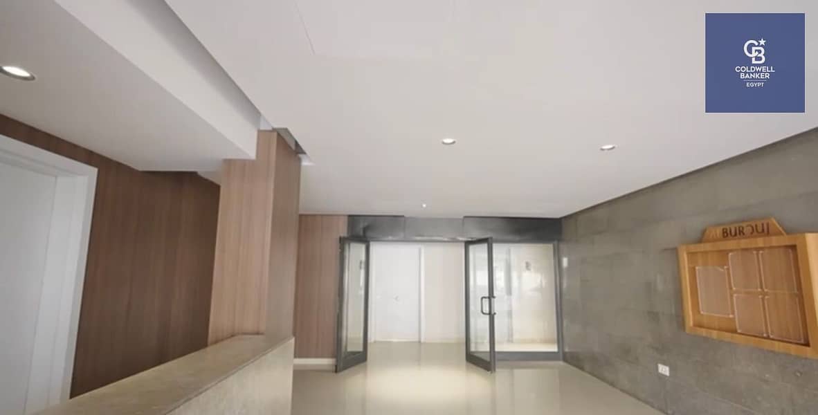 16 0606d6f6-3156-4175-b37c-f3624af8e975. jpeg