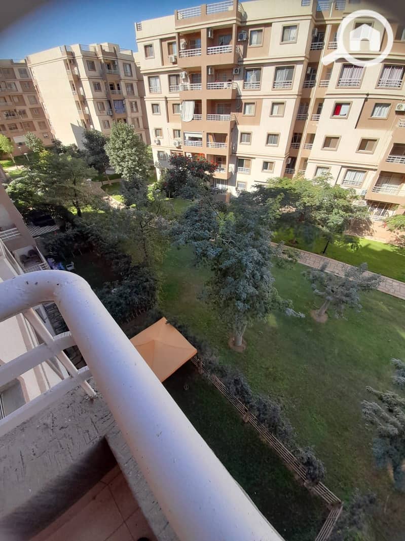 4 449d1918-acaa-4e7b-91b6-d491fedafe7c. jpg